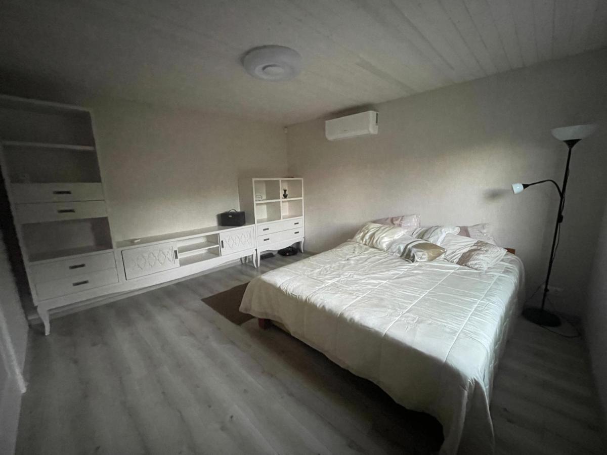 Charming Place For Amazing Vacation Jūrkalne Esterno foto